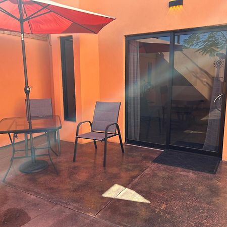 Tres Iguanas Apart Hotel - New, Cozy & Spacious Flats, Short Walk To Beach Лорето Екстер'єр фото