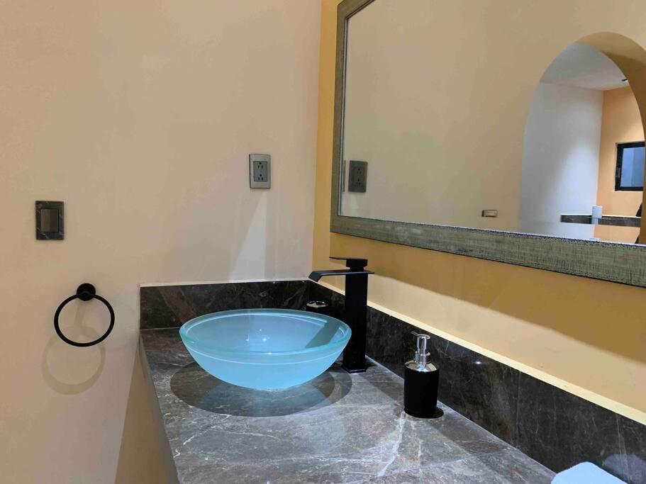 Tres Iguanas Apart Hotel - New, Cozy & Spacious Flats, Short Walk To Beach Лорето Екстер'єр фото