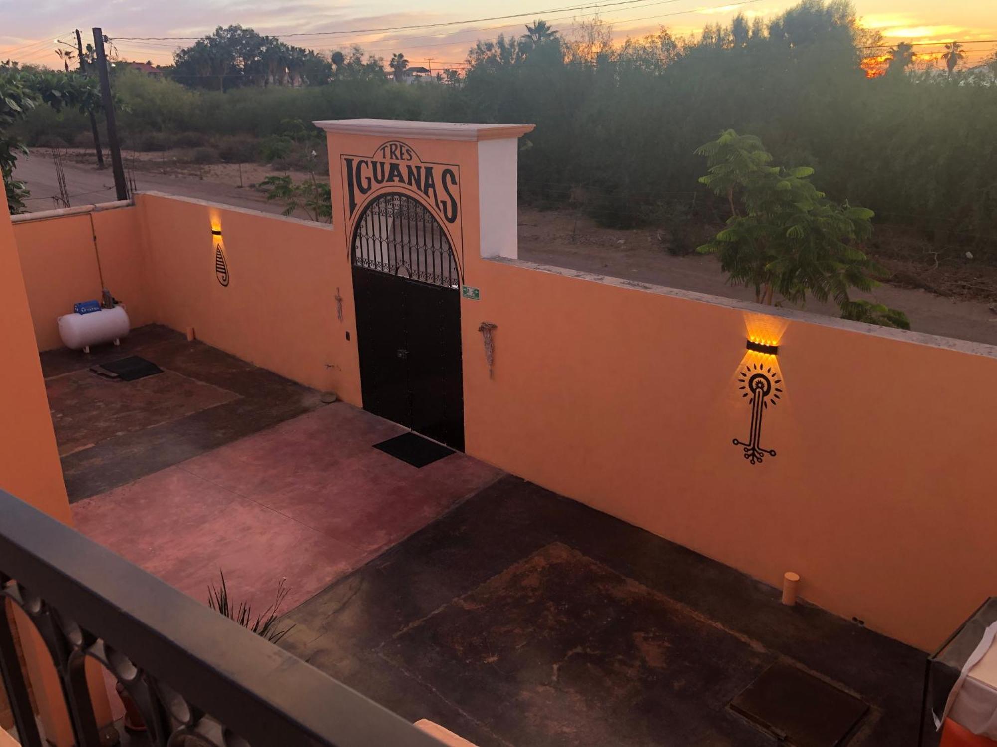 Tres Iguanas Apart Hotel - New, Cozy & Spacious Flats, Short Walk To Beach Лорето Екстер'єр фото