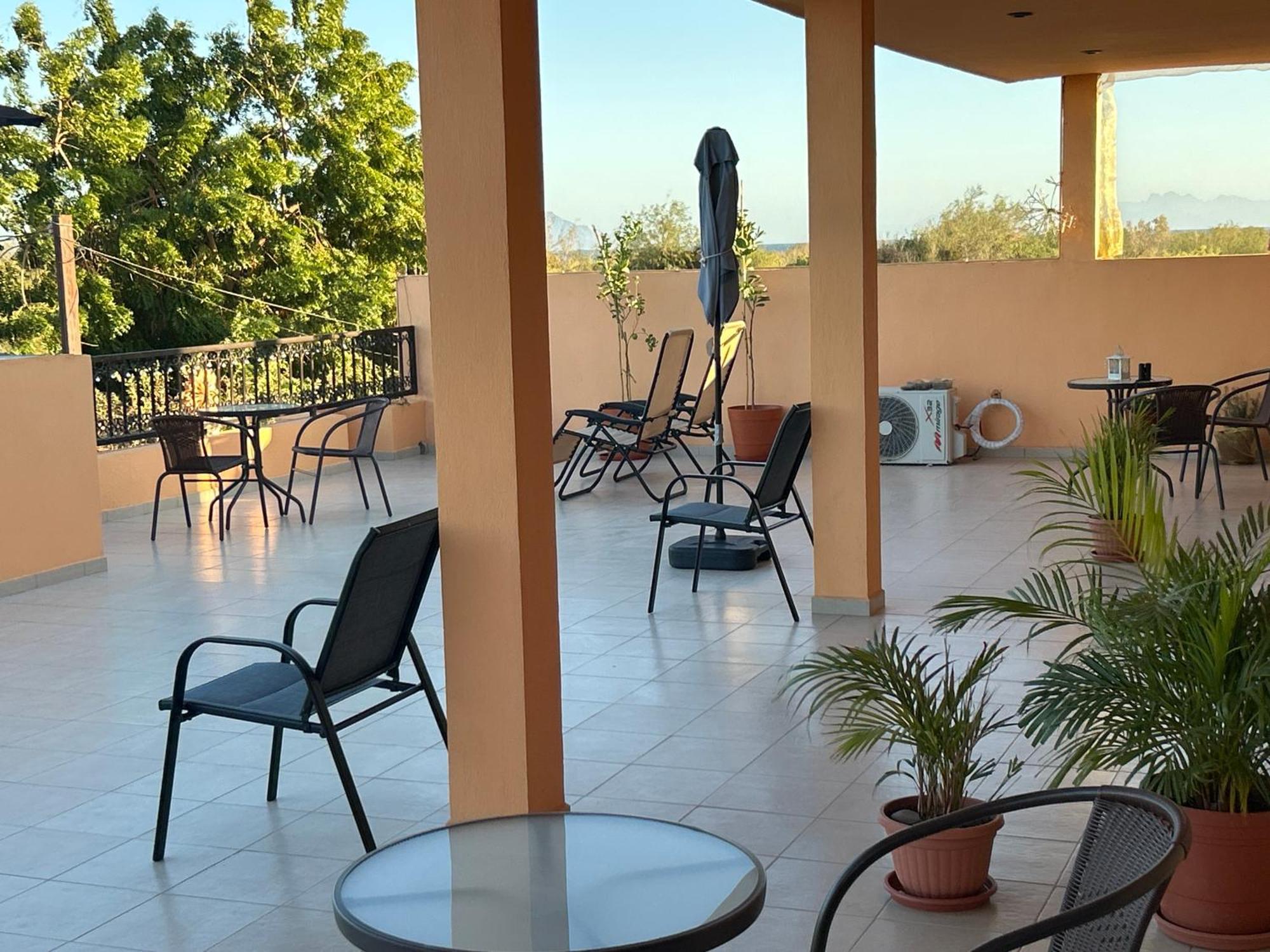 Tres Iguanas Apart Hotel - New, Cozy & Spacious Flats, Short Walk To Beach Лорето Екстер'єр фото